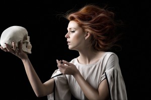 IMAGE © Alexia Sinclair ‘Hamlet’s contemplation II’ (Plain) 2008